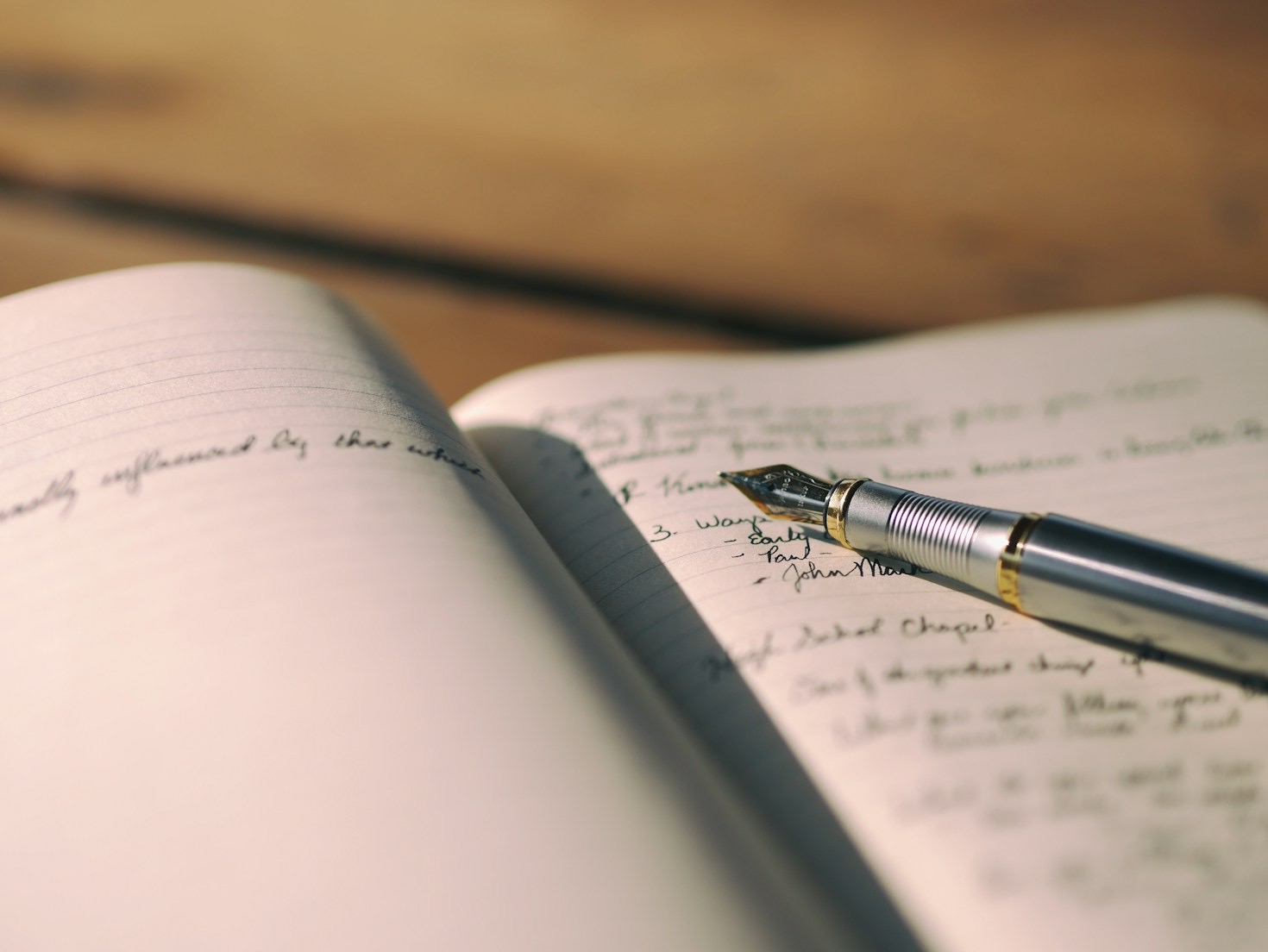 Designing A Digital Space For Raw Thoughts